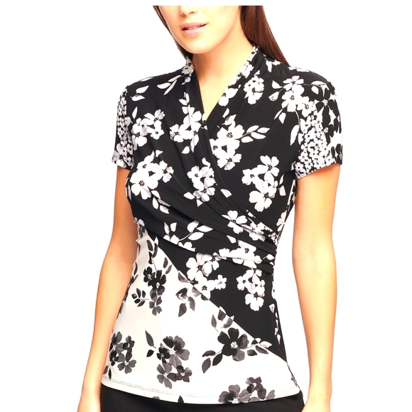 Dkny Tops - DKNY Top